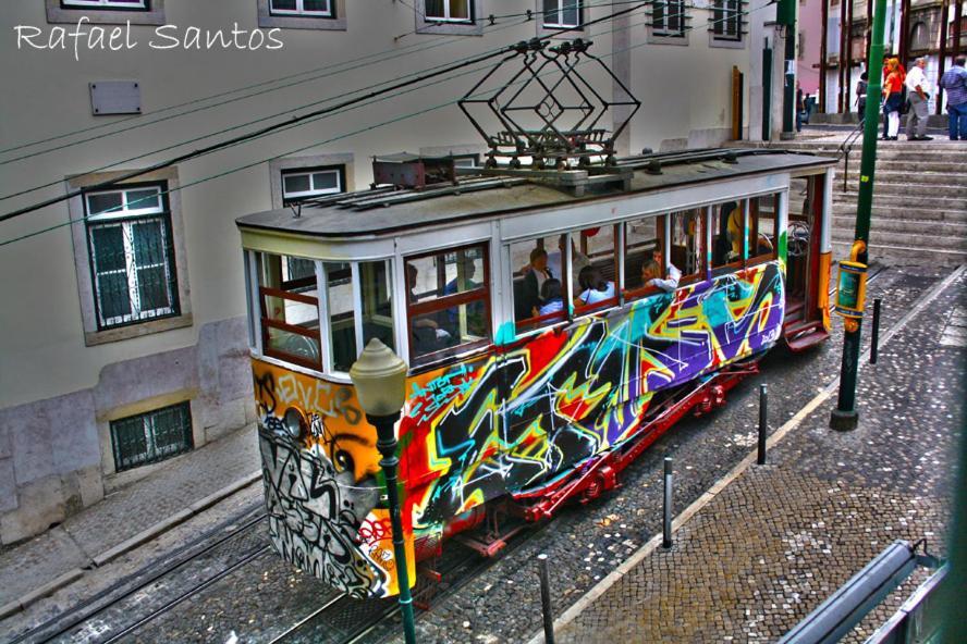 Inn-Chiado Boulevard Guest House Lizbona Zewnętrze zdjęcie